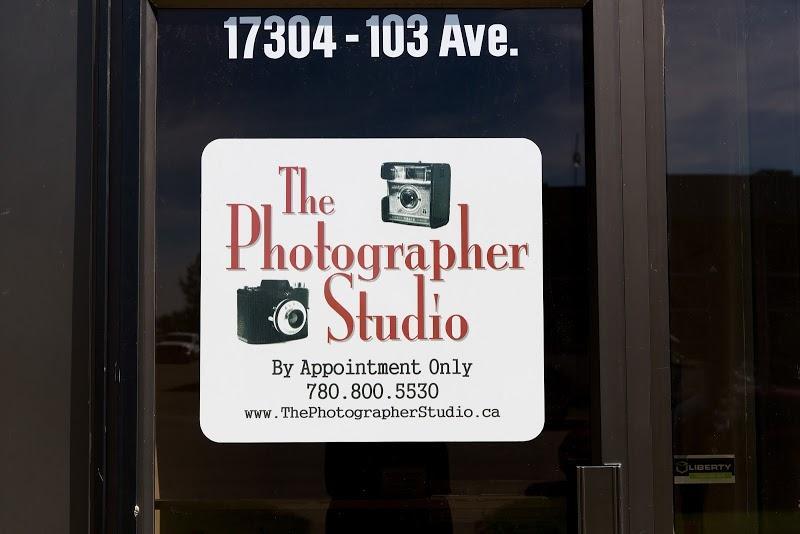 Photographer The Photographer Studio 2 in Edmonton (AB) | WebMetric